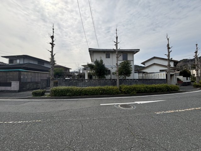 白野江一丁目  戸建の前面道路含む現地写真