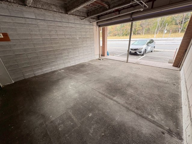 学園前西ラン・ビレッジの駐車場