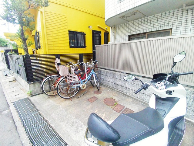 ヴィラ六甲道のその他共用部分|駐輪