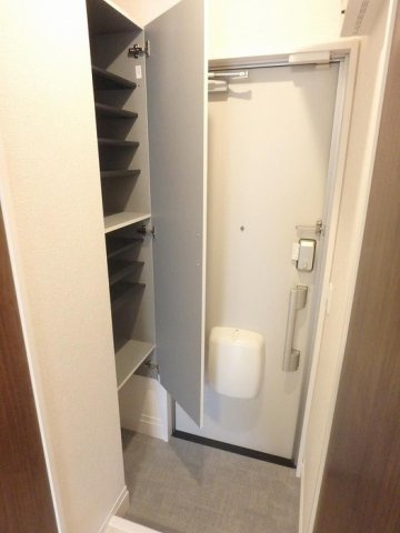 グラーティアⅡの玄関