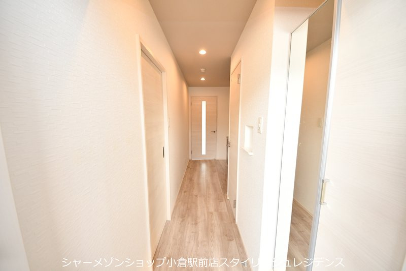 ラ・フェリス城野の玄関