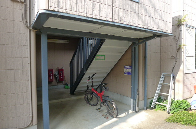 ラプラスＫのエントランス|共用階段部です！