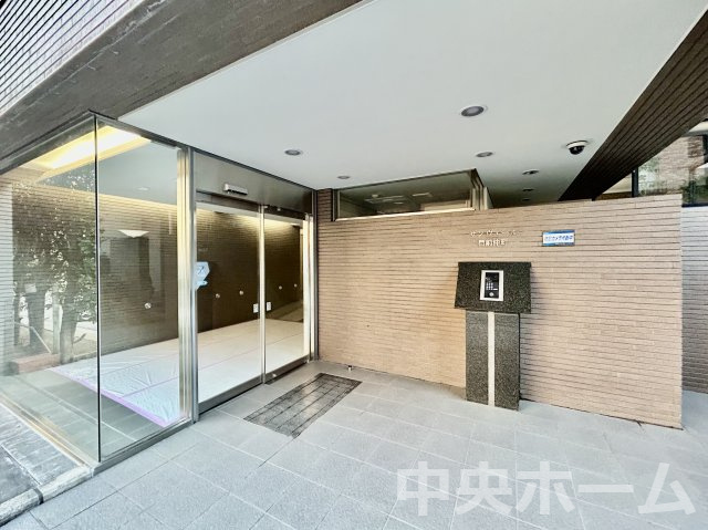 サンヴェール門前仲町の防犯設備|【オートロック】オートロックシステムでセキュリティ充実。当たり前ですが、安全で安心して暮らすのって大事ですよね。お探しのご条件でオートロック付きの物件を探す方も多いですがやはりセキュリティは大事です。