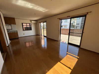【居間・リビング】 | 釜台町戸建