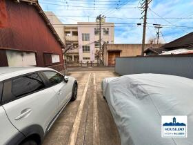 川名駅まで徒歩約13分！昭和区萩原町2丁目の周辺|物件の奥から正面方向に、小学校が見えます