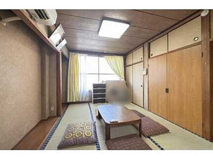 落合2丁目中古戸建の居間・リビング