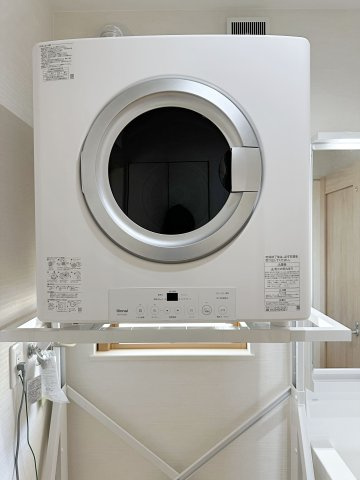 安佐南区八木6丁目の洗面所|大人気のガス乾燥機「乾太くん」設置済み☆
洗濯物が終わった後、すぐに乾燥させることができます♪