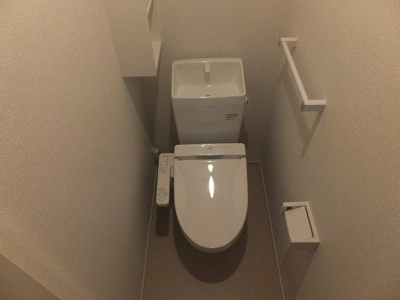【トイレ】 | ラッフィナートカーサＡ | トイレもきれいです