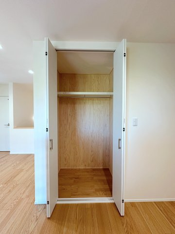 東区馬木6丁目No.7の収納|2階ユーティリティスペースの収納☆