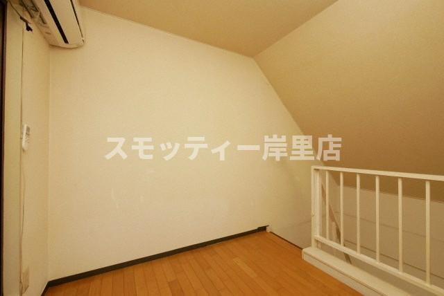 姫松マンションの寝室
