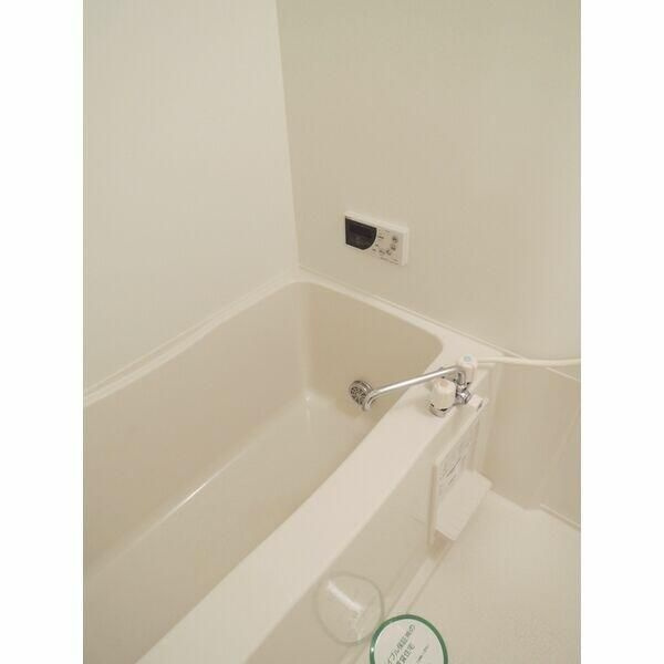 フローレス八番館