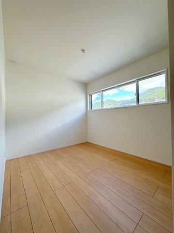 安佐南区安東5丁目の洋室|6帖の洋室☆