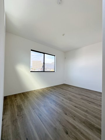 東区戸坂山根2丁目の子供部屋|6.5帖の洋室☆