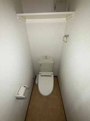 【トイレ】 | グランディール | 落ち着いた色調のトイレです