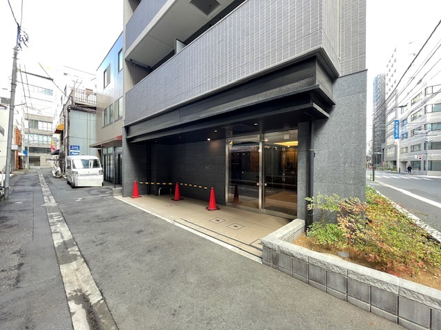 ステージファースト東日本橋のエントランス