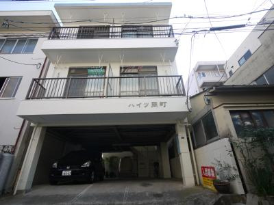ハイツ岡町の外観