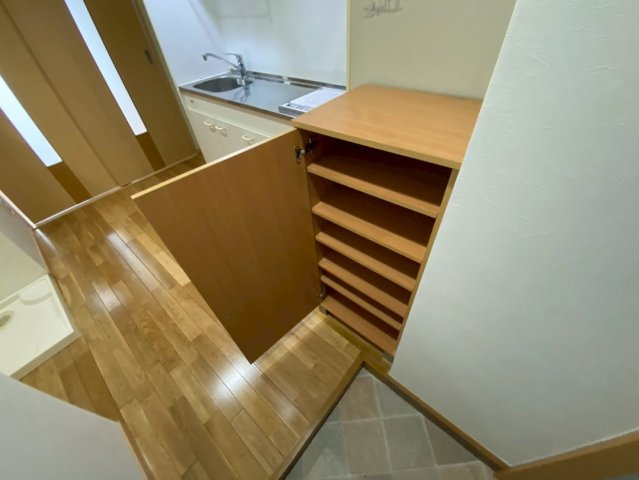 ロジェ楠丘のその他