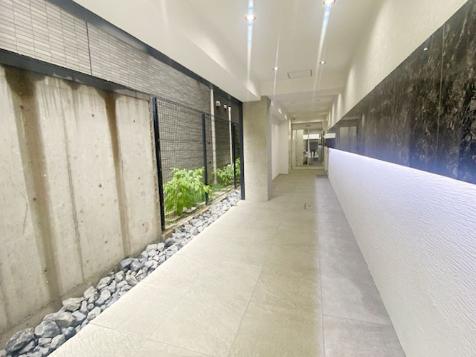 ジェムストーン丸の内のロビー