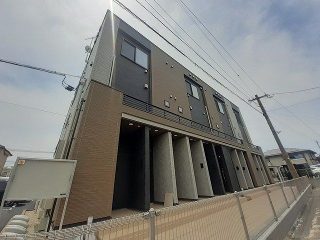 レクエルド桜並木の外観