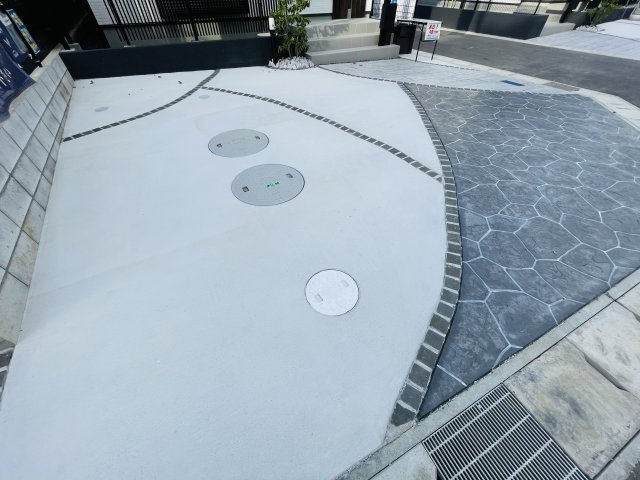 グラファーレ市川市曽谷４丁目１６期の駐車場