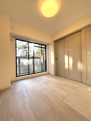 イトーピア夙川結善町の洋室|洋室約5帖のお部屋です