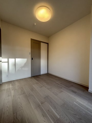 イトーピア夙川結善町の洋室|洋室約5帖のお部屋です