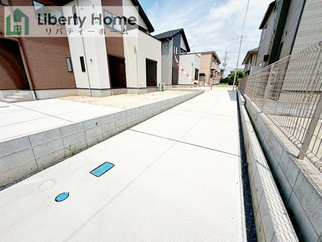 土浦市木田余1期　新築戸建　5号棟の駐車場