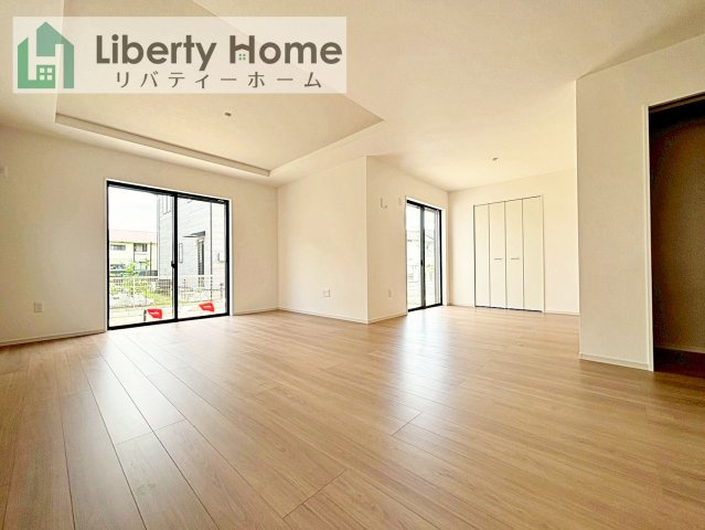 土浦市木田余1期　新築戸建　5号棟の居間・リビング