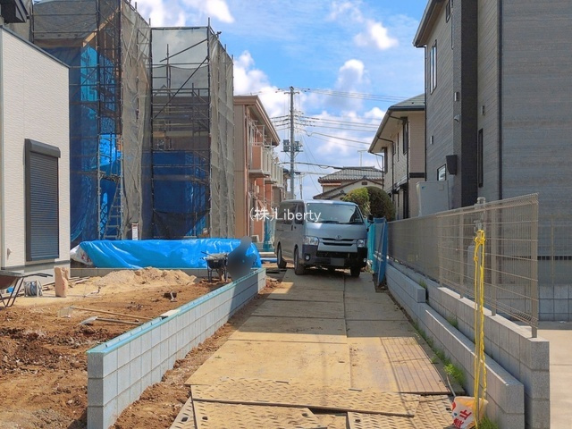 土浦市木田余1期　新築戸建　5号棟の駐車場