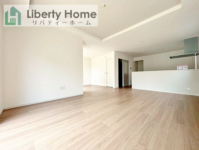 土浦市木田余1期　新築戸建　5号棟の居間・リビング