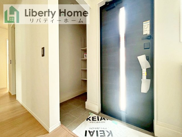 土浦市木田余1期　新築戸建　5号棟の玄関