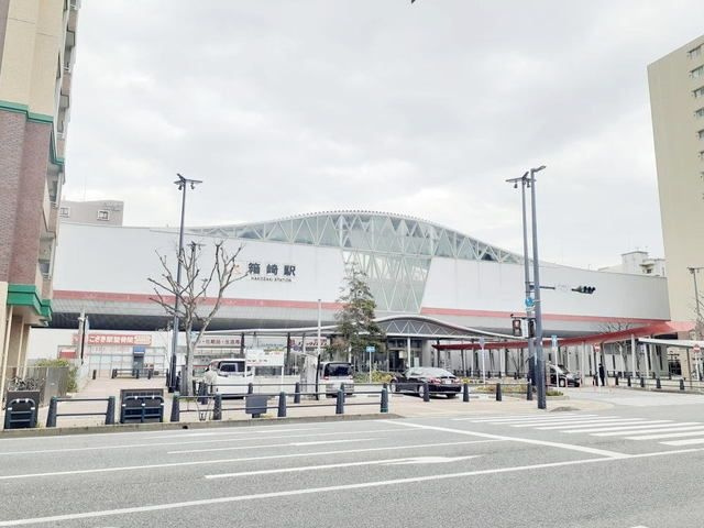 カルフールの周辺