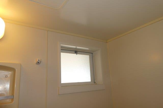 ジョイファミリー総社Bの浴室|浴室窓