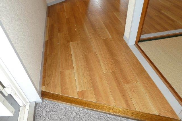 ジョイファミリー総社Bの玄関