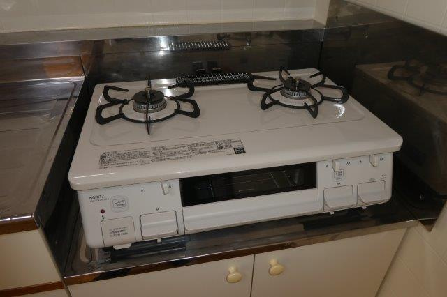 ジョイファミリー総社Bのキッチン|2口ガスコンロ