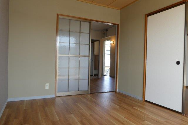 ジョイファミリー総社Bの居間・リビング