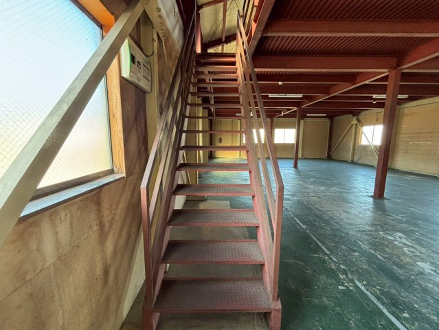 西尾市上矢田町貸倉庫の内装