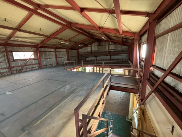 西尾市上矢田町貸倉庫の内装