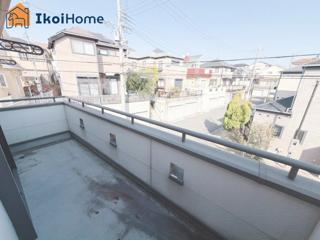 神戸市西区玉津町高津橋　中古戸建のバルコニー|【ホームページに現地動画掲載中】●年中無休：当日予約可●陽当り良好バルコニー！屋根は８万円～設置可能