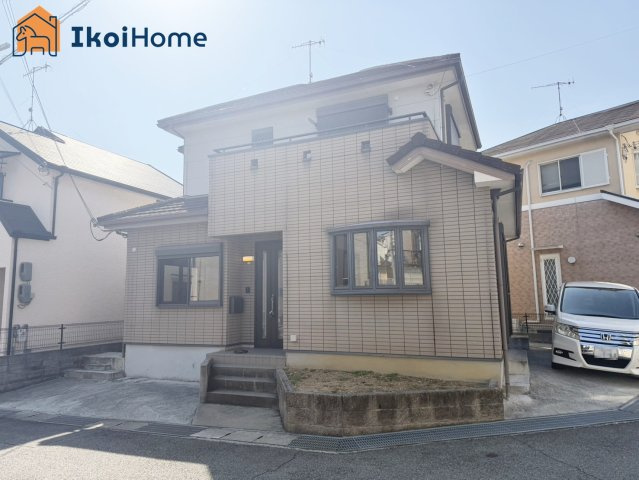 神戸市西区玉津町高津橋　中古戸建のエントランス|【ホームページに現地動画掲載中】●年中無休：当日予約可●無料送迎！最短10分でお迎えに向かいます！