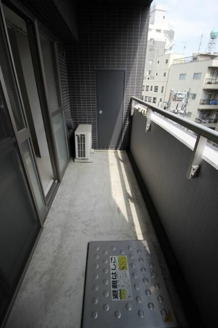 福信館のバルコニー