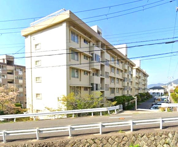 山御影マンションC棟の外観