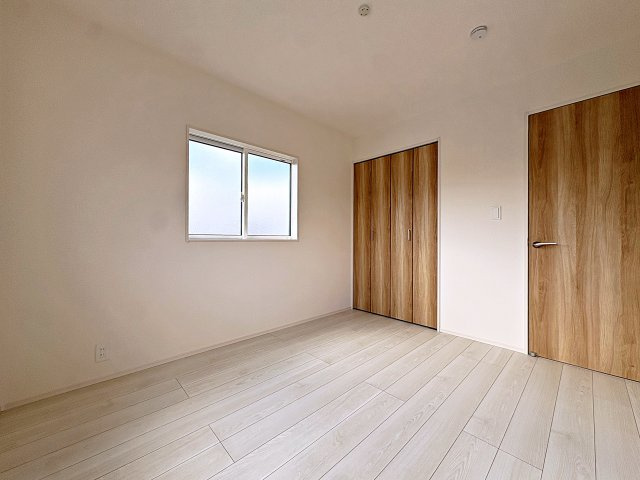 新築戸建・新築建売　郡山市安積町南長久保一丁目　安積第三小・安積第二中の洋室