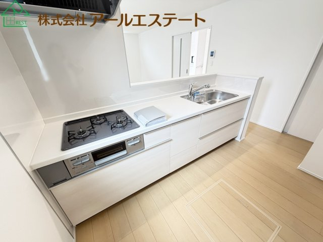 加古川市東神吉町出河原　　新築戸建のキッチン