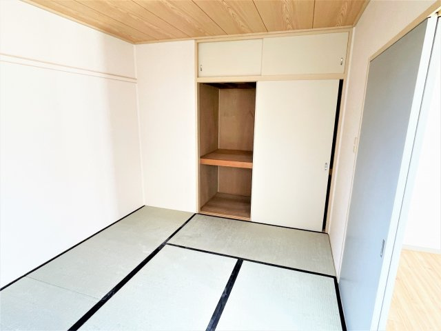 エメラルド蓮沼Aの和室