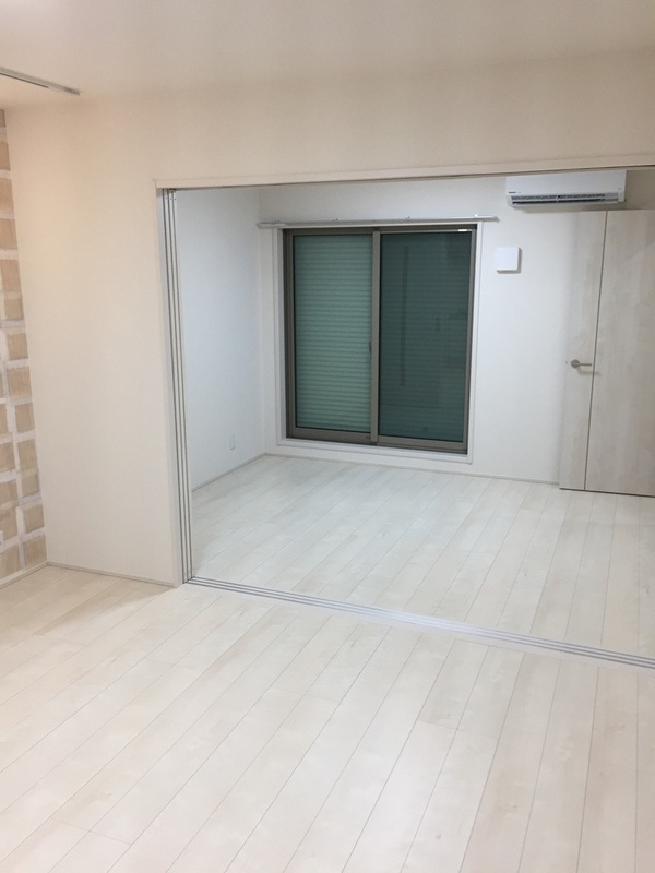 フジパレス寝屋川の居間・リビング