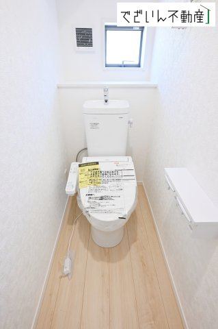 【トイレ】 | CRADLE GARDEN深谷市中瀬第1　新築住宅 | ≪2号棟≫
現地(2026年7月撮影)