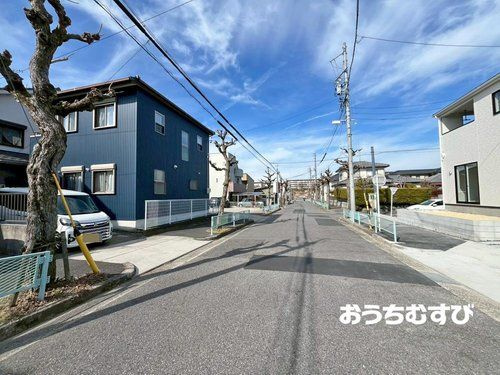 春日井市岩成台第7(全2棟)の前面道路含む現地写真