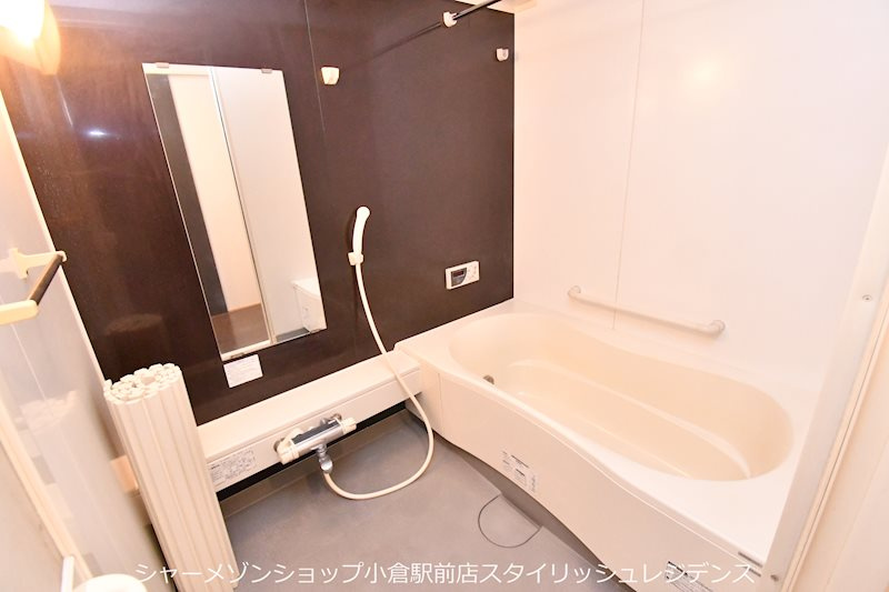 シャトレ大手町S棟の浴室