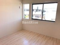 ファーストムーヴの寝室